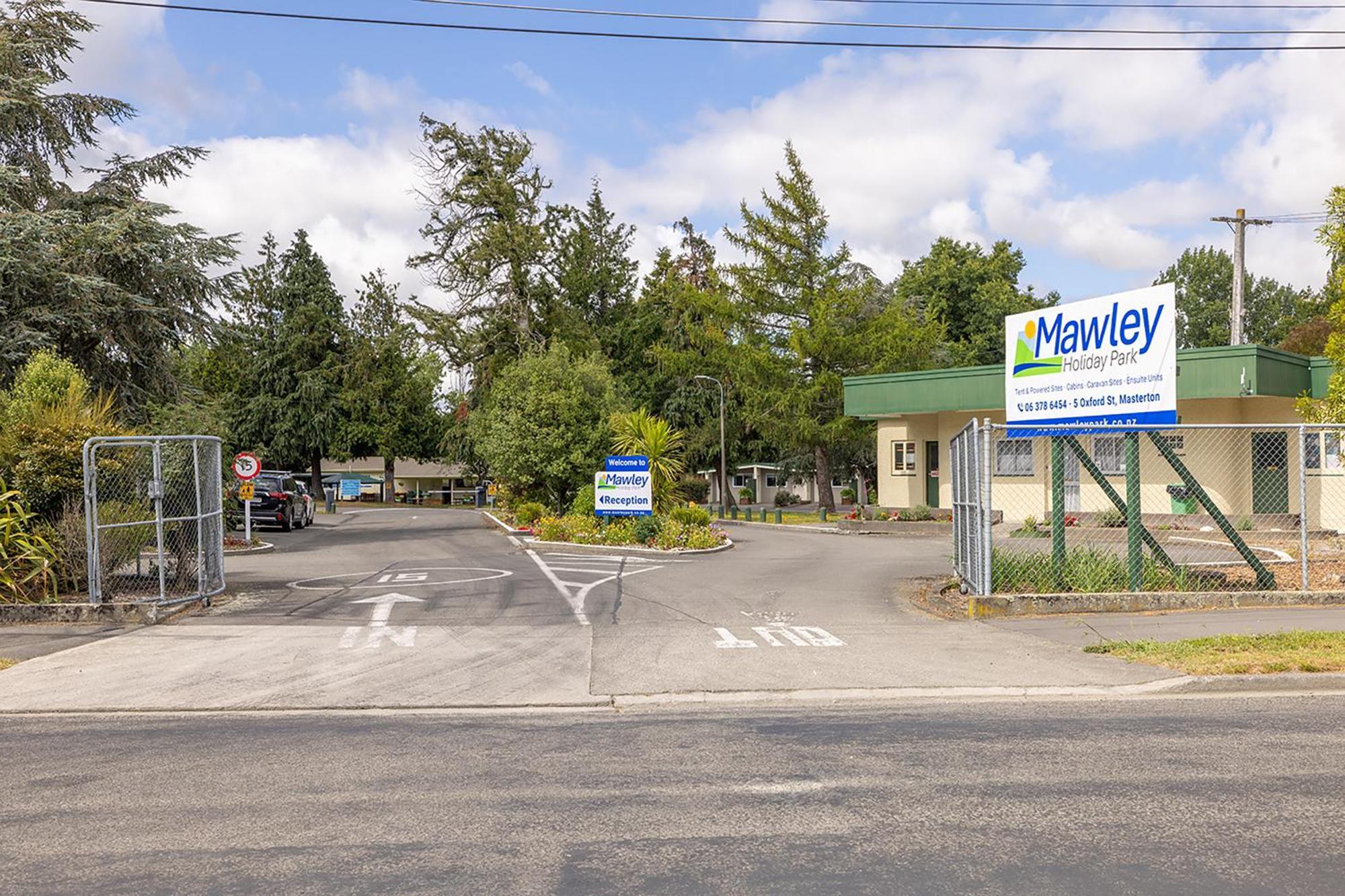 Mawley Holiday Park Мастертон Экстерьер фото